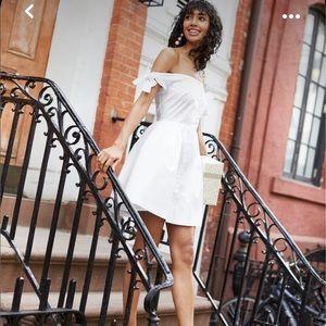 NWT - Club Monaco Off the Shoulder Ahnn Dress - Size 2 (White)